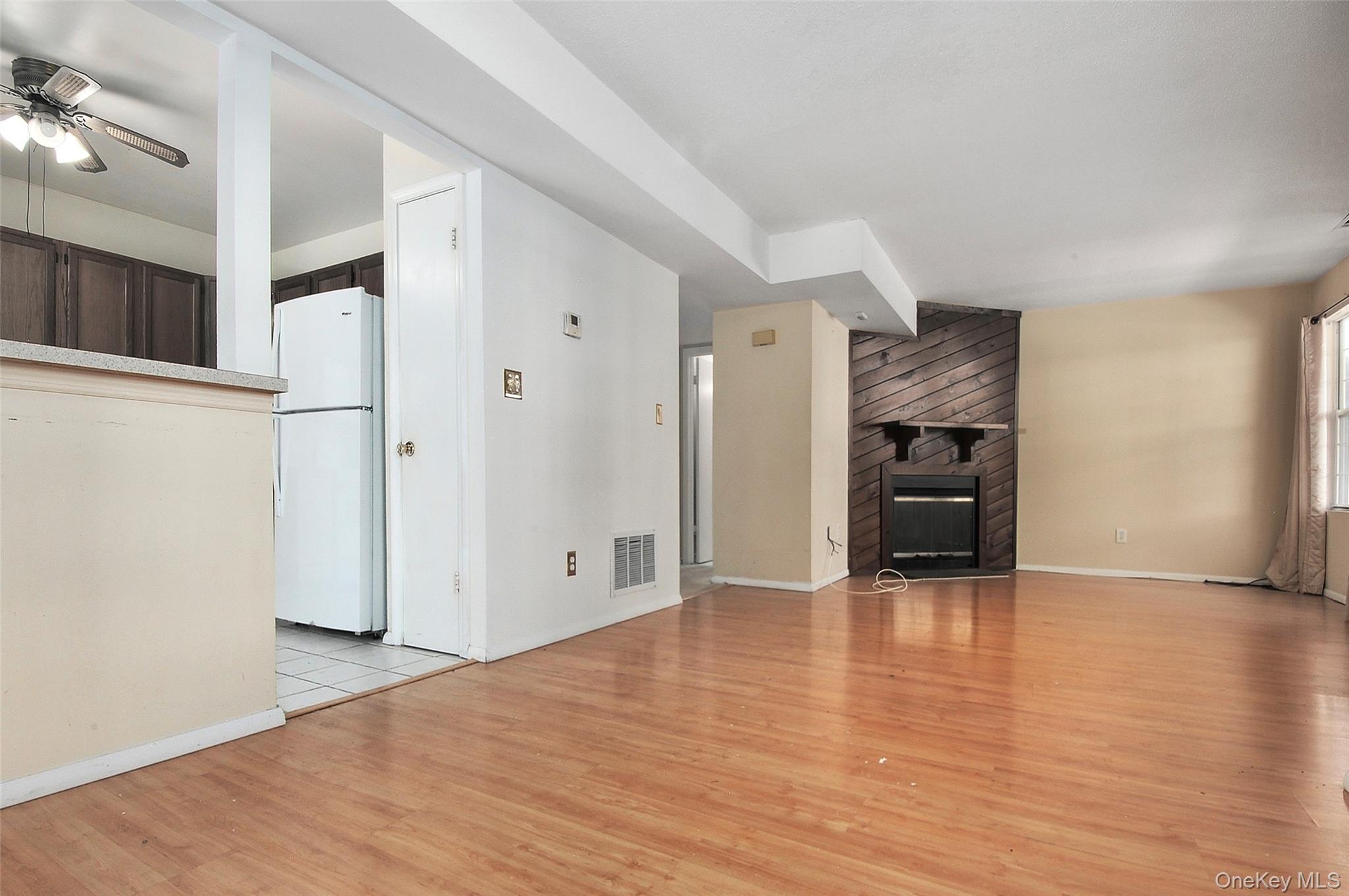 2921 Whispering Hills Property Photo 15