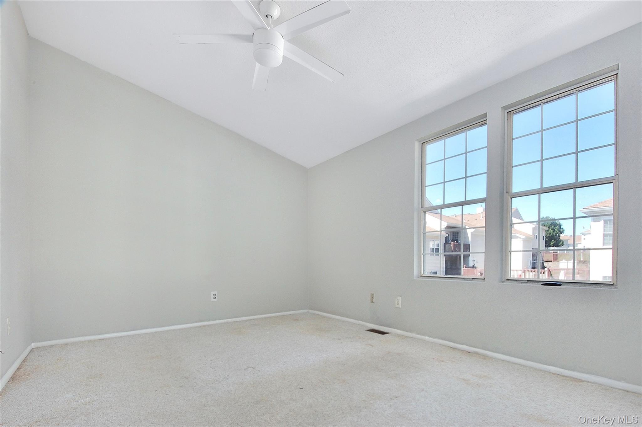 2921 Whispering Hills Property Photo 26