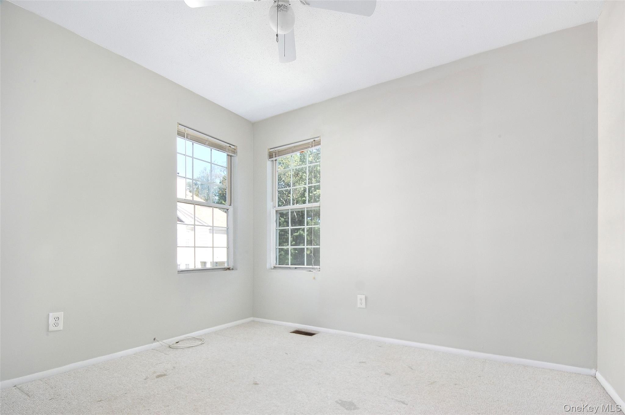 2921 Whispering Hills Property Photo 31