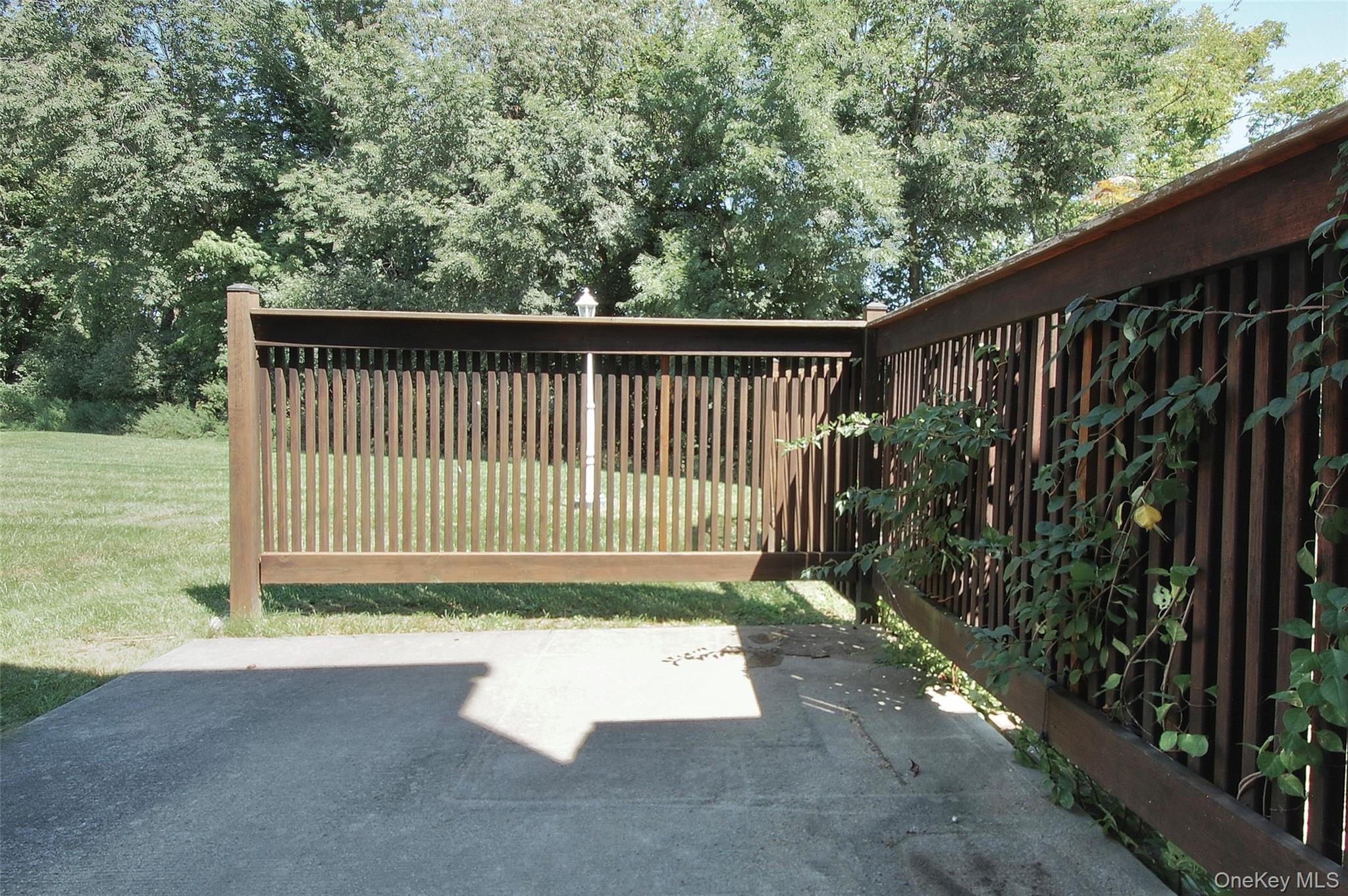 2921 Whispering Hills Property Photo 33