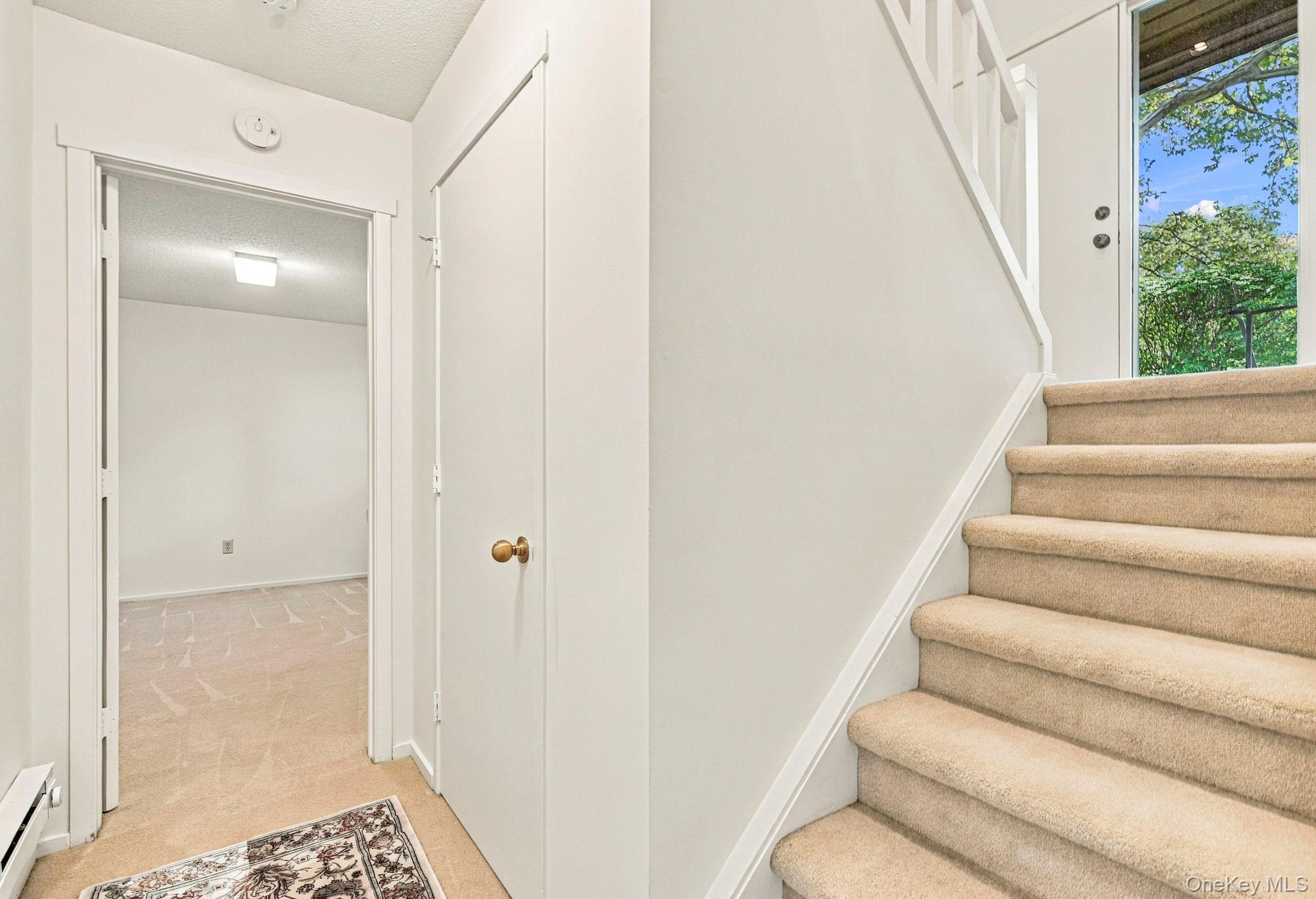 558 Heritage Hills Drive B Property Photo 7