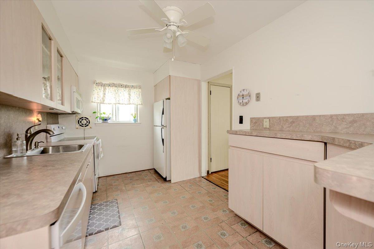 73 Cherokee Avenue Property Photo 8
