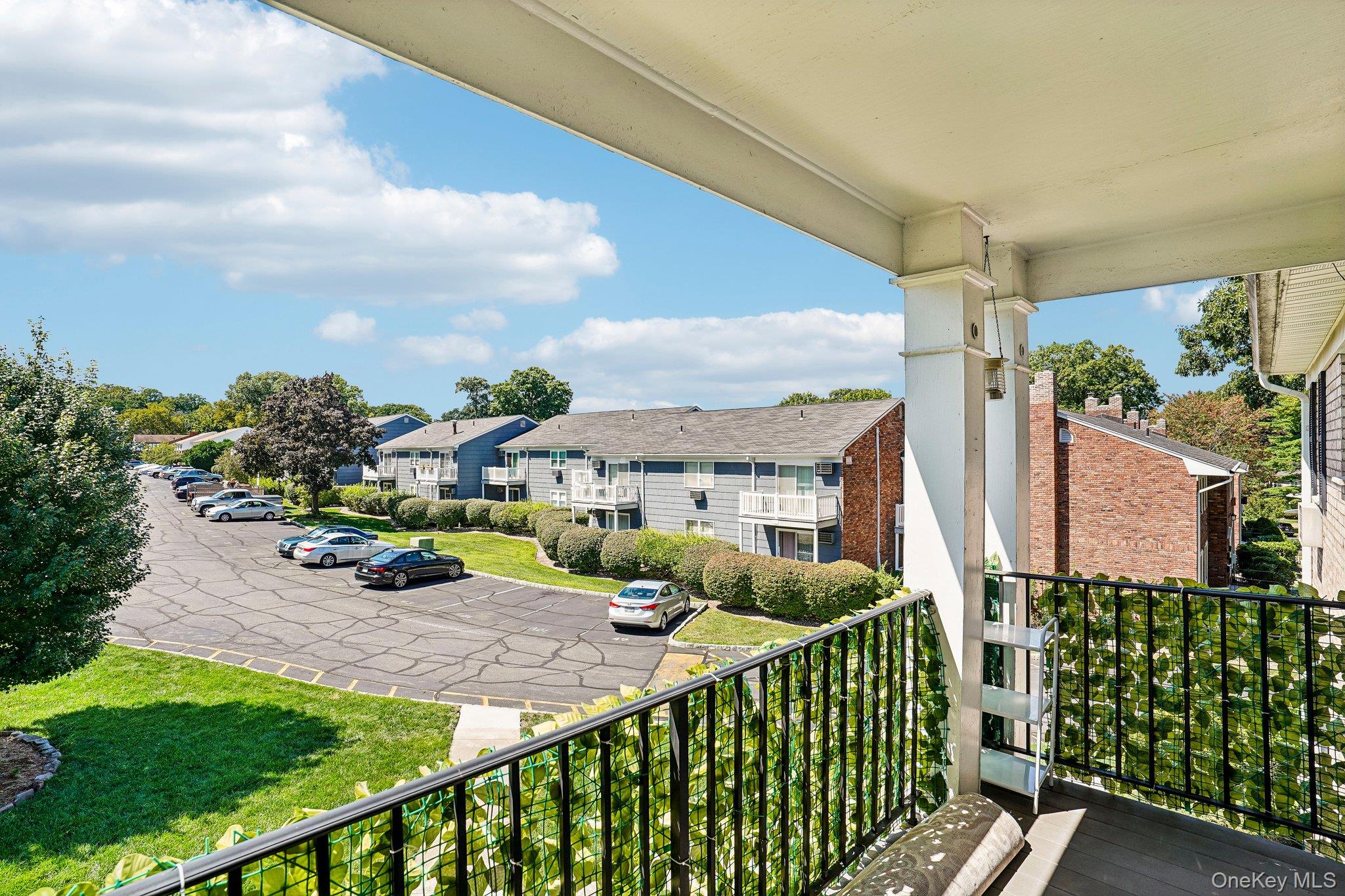15 Doxbury Lane Property Photo 17