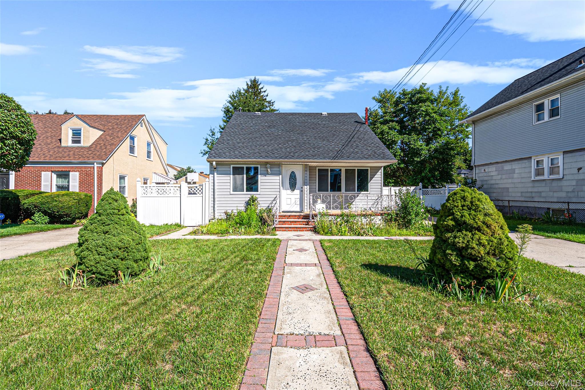 231 Cedar Street Property Photo 2