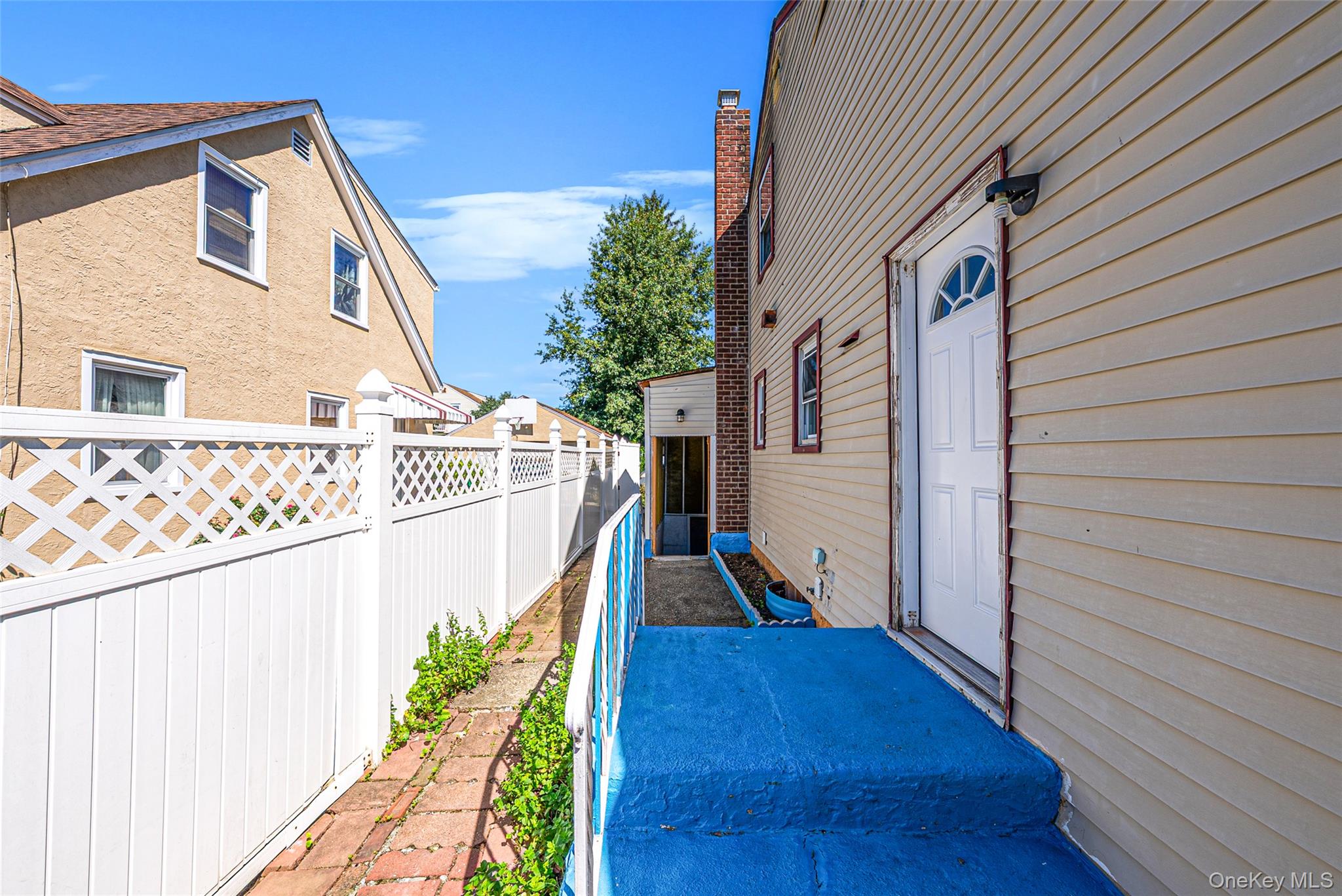 231 Cedar Street Property Photo 5