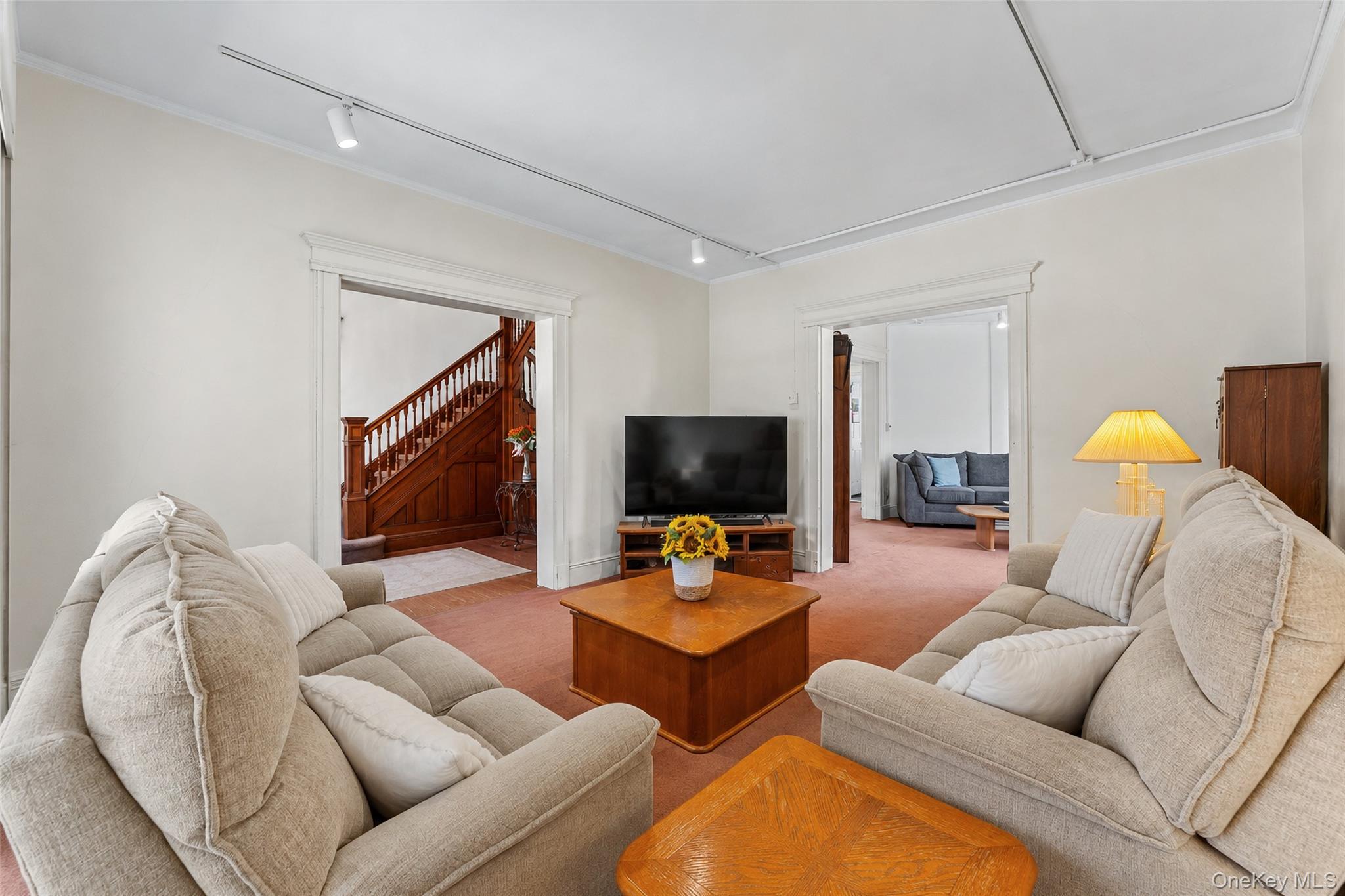 871 Rockaway Avenue Property Photo 9