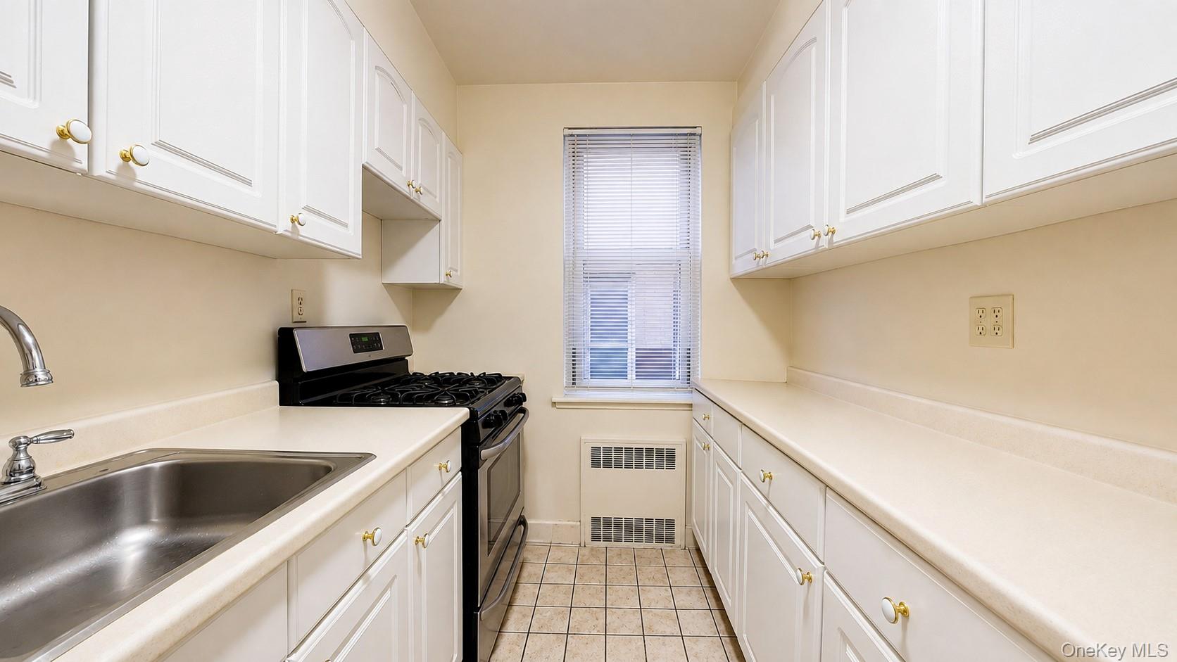 43-40 Union Street 4m Property Photo 7