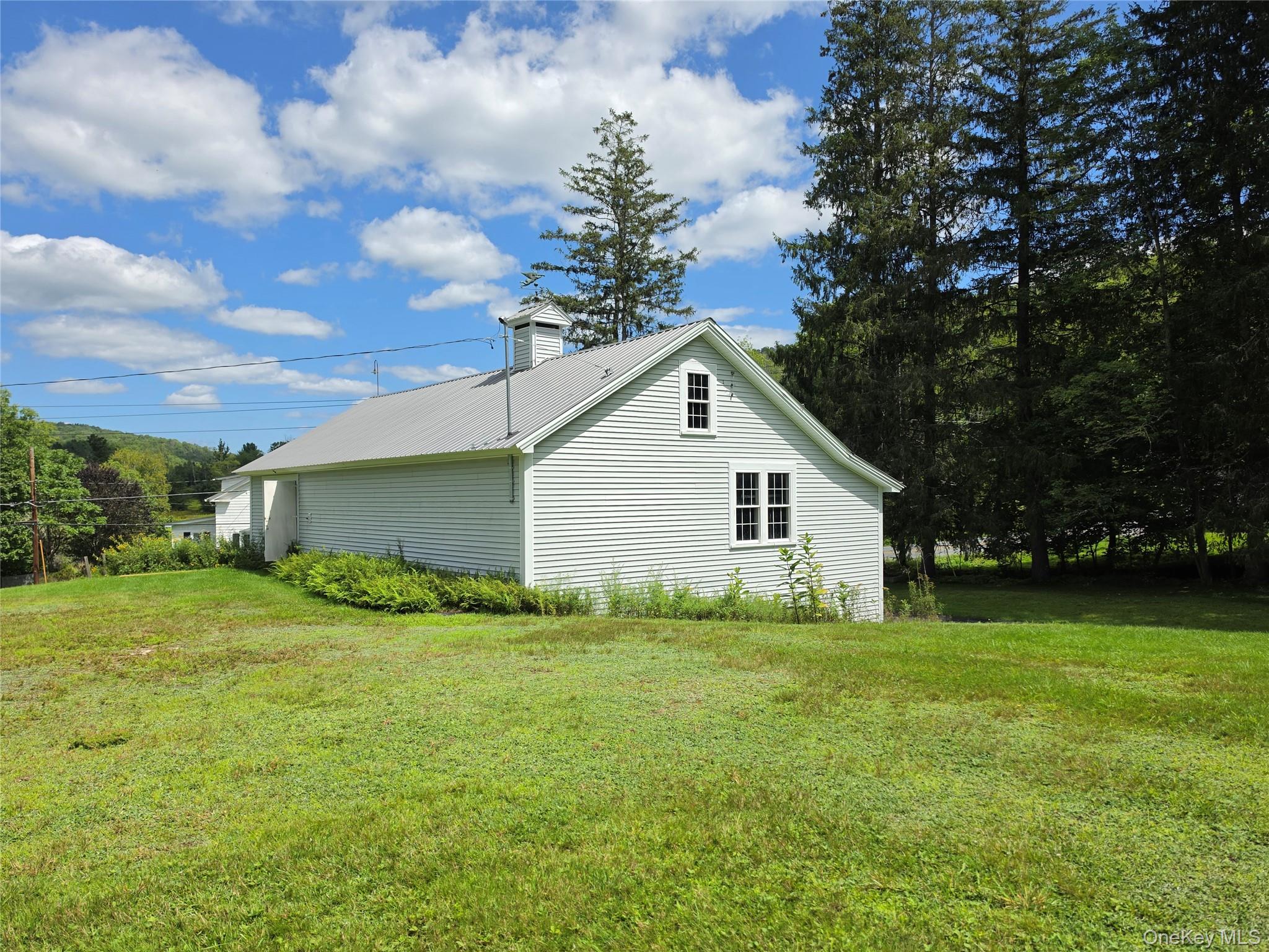 600 Jeffersonville North Branch Road Property Photo 13