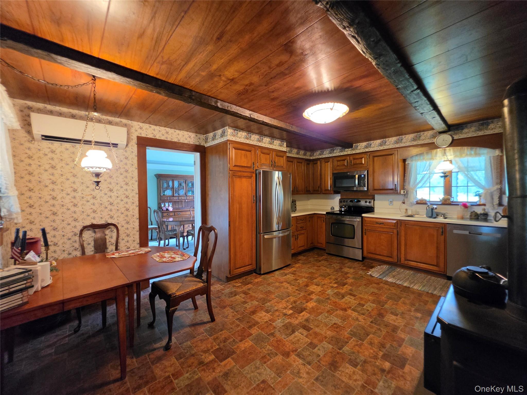 600 Jeffersonville North Branch Road Property Photo 25