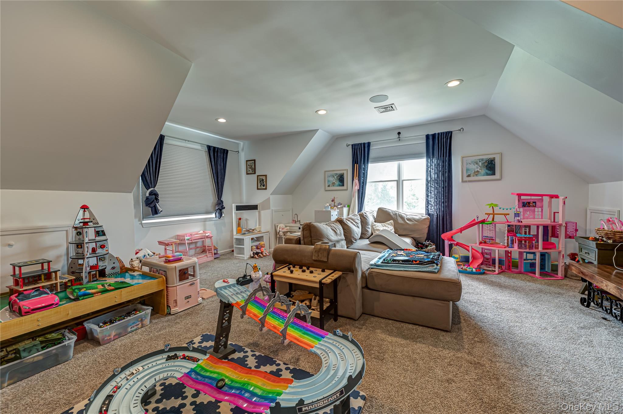 406 Vanderbilt Boulevard Property Photo 14