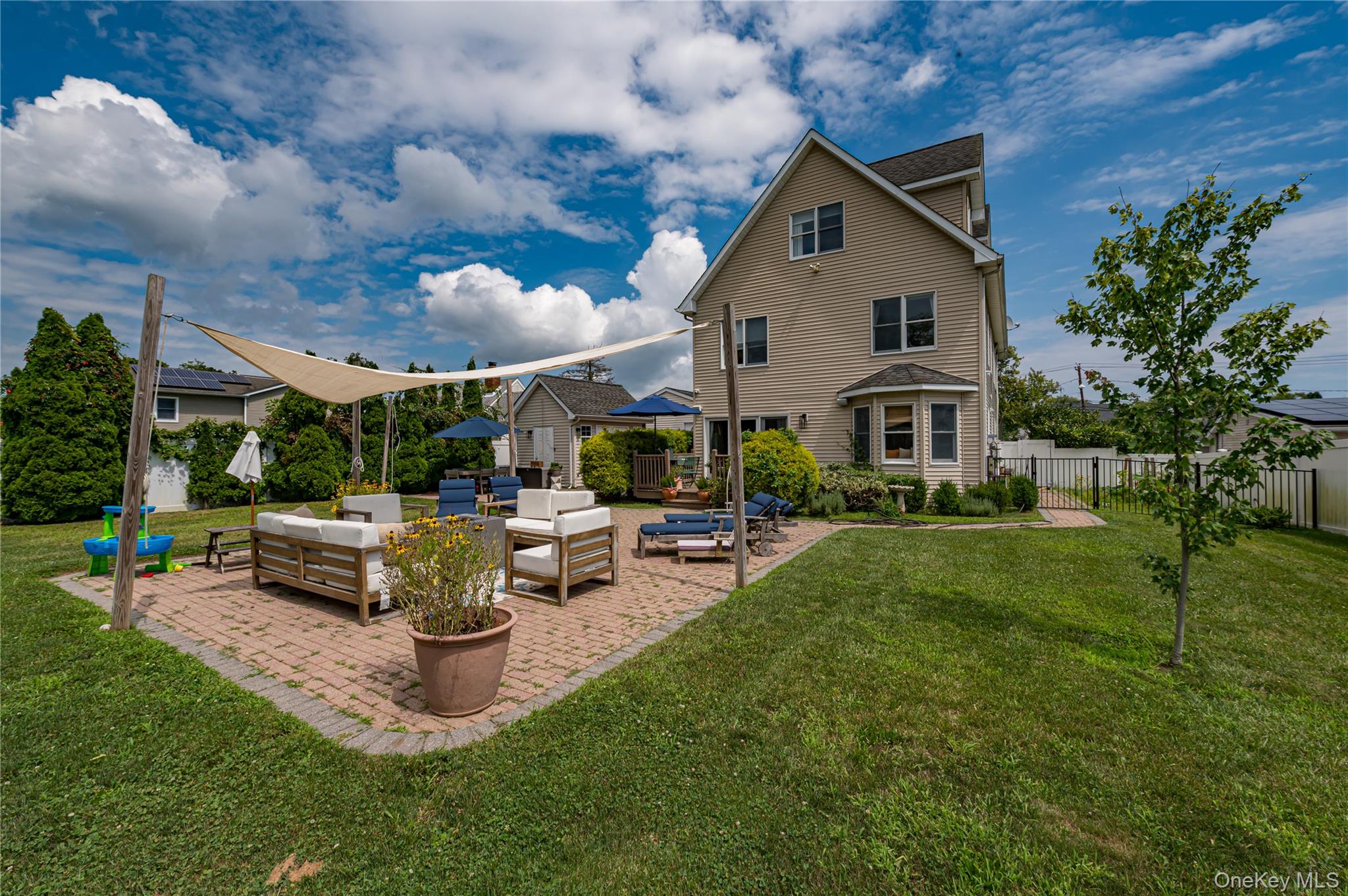 406 Vanderbilt Boulevard Property Photo 22