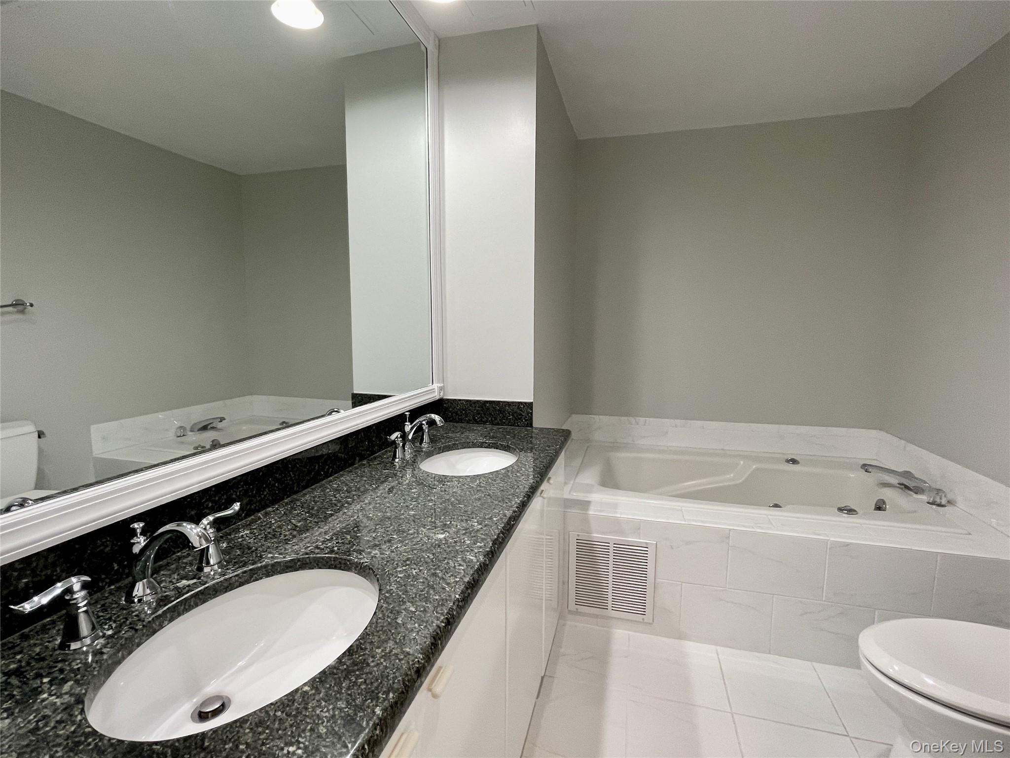 24 Ray Place 3-5 Property Photo 19
