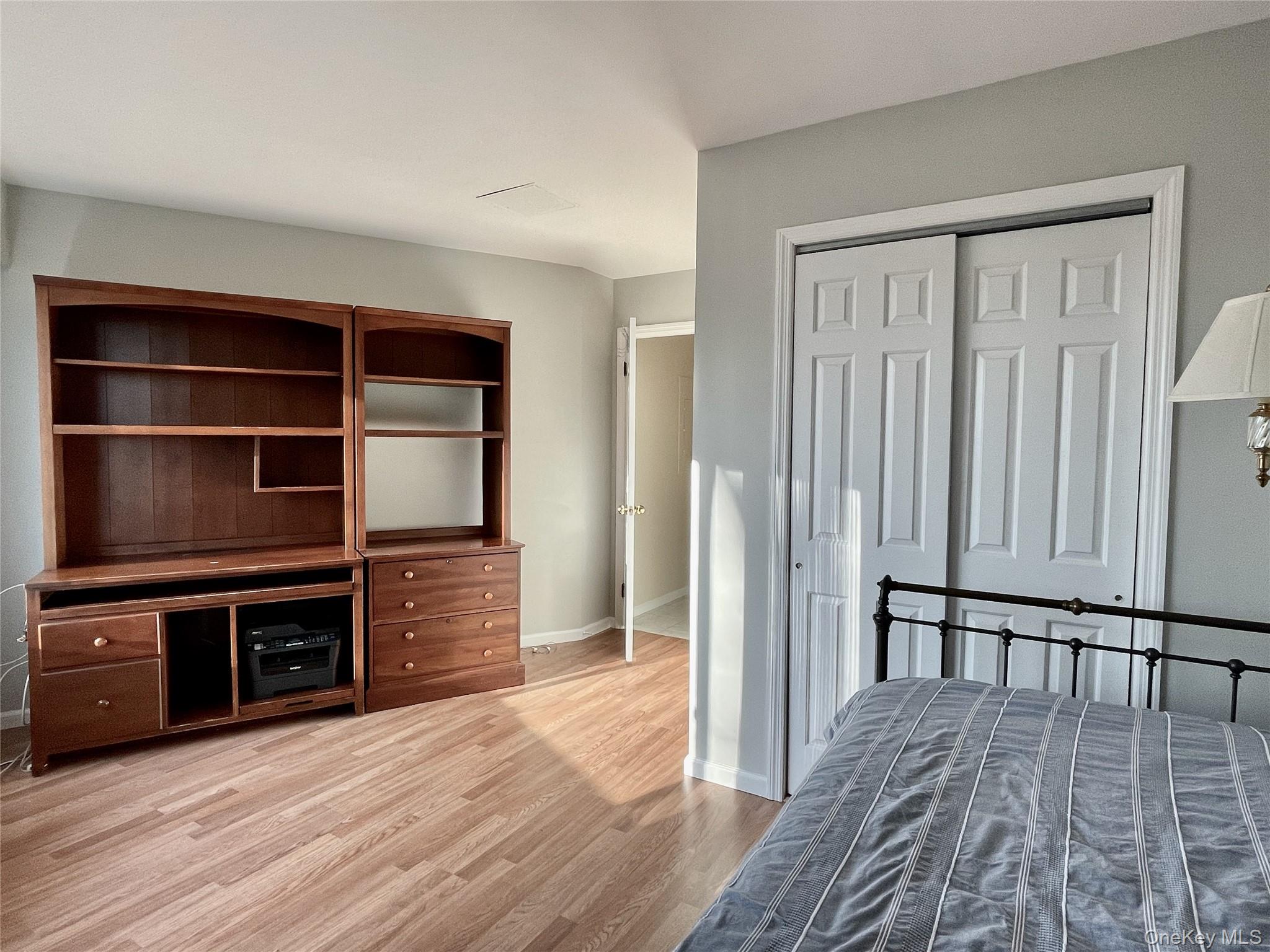 24 Ray Place 3-5 Property Photo 22