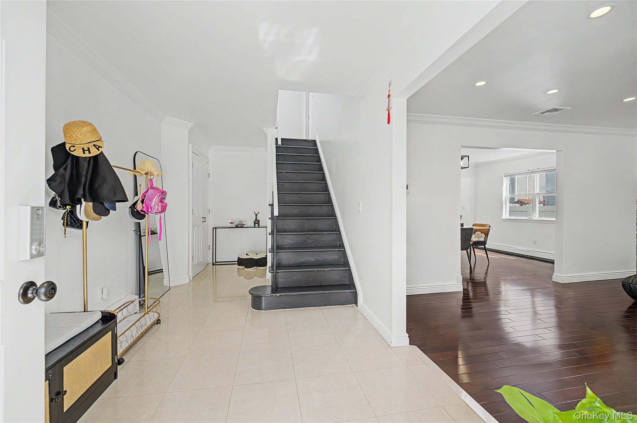 2455 7th Avenue Property Photo 11