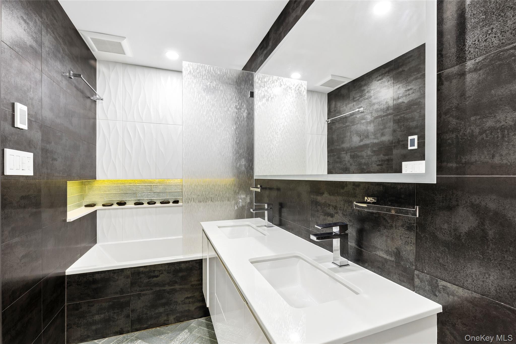 8611 151st Avenue 5e Property Photo 10
