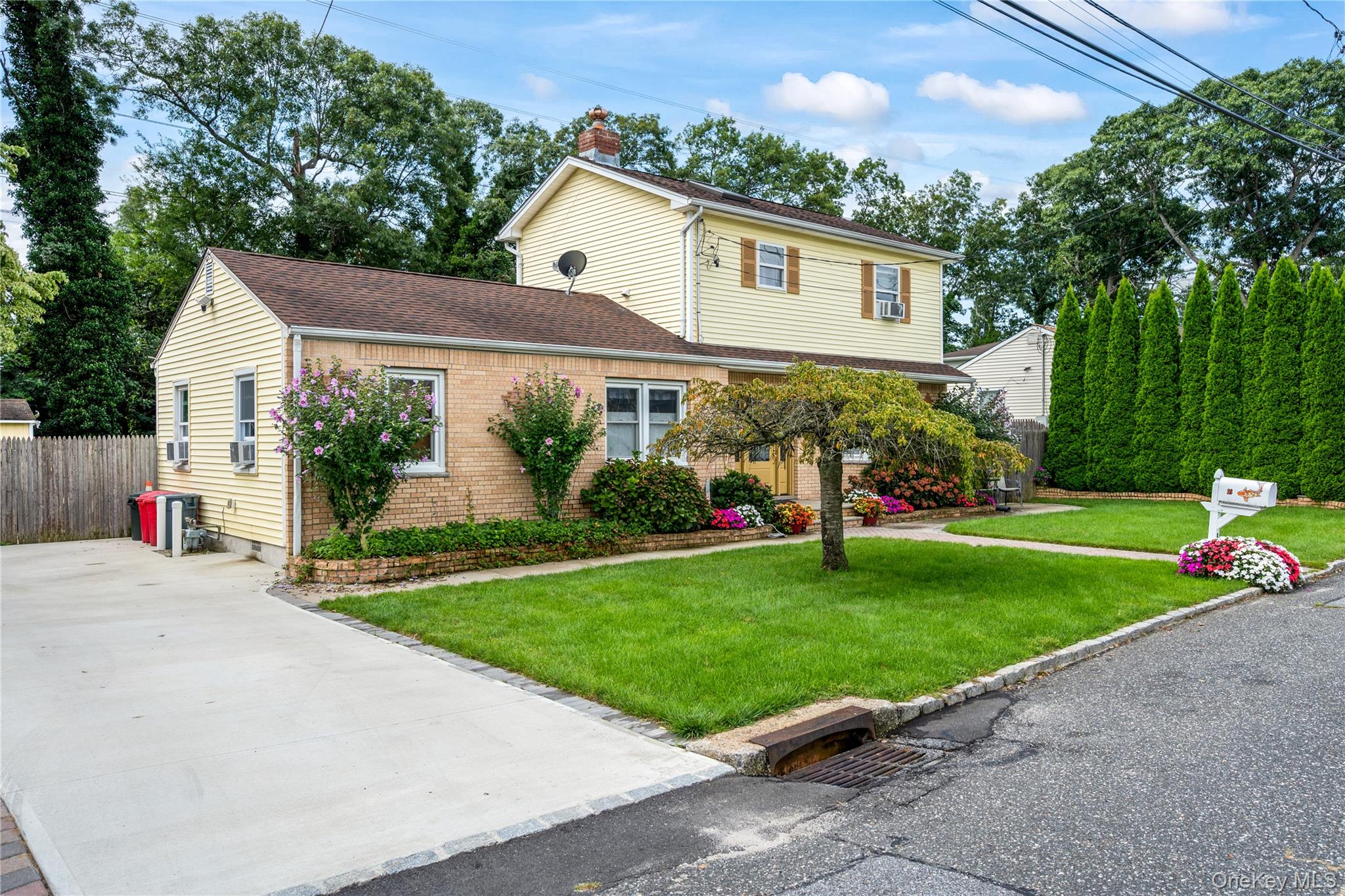 16 12th Street Property Photo 2