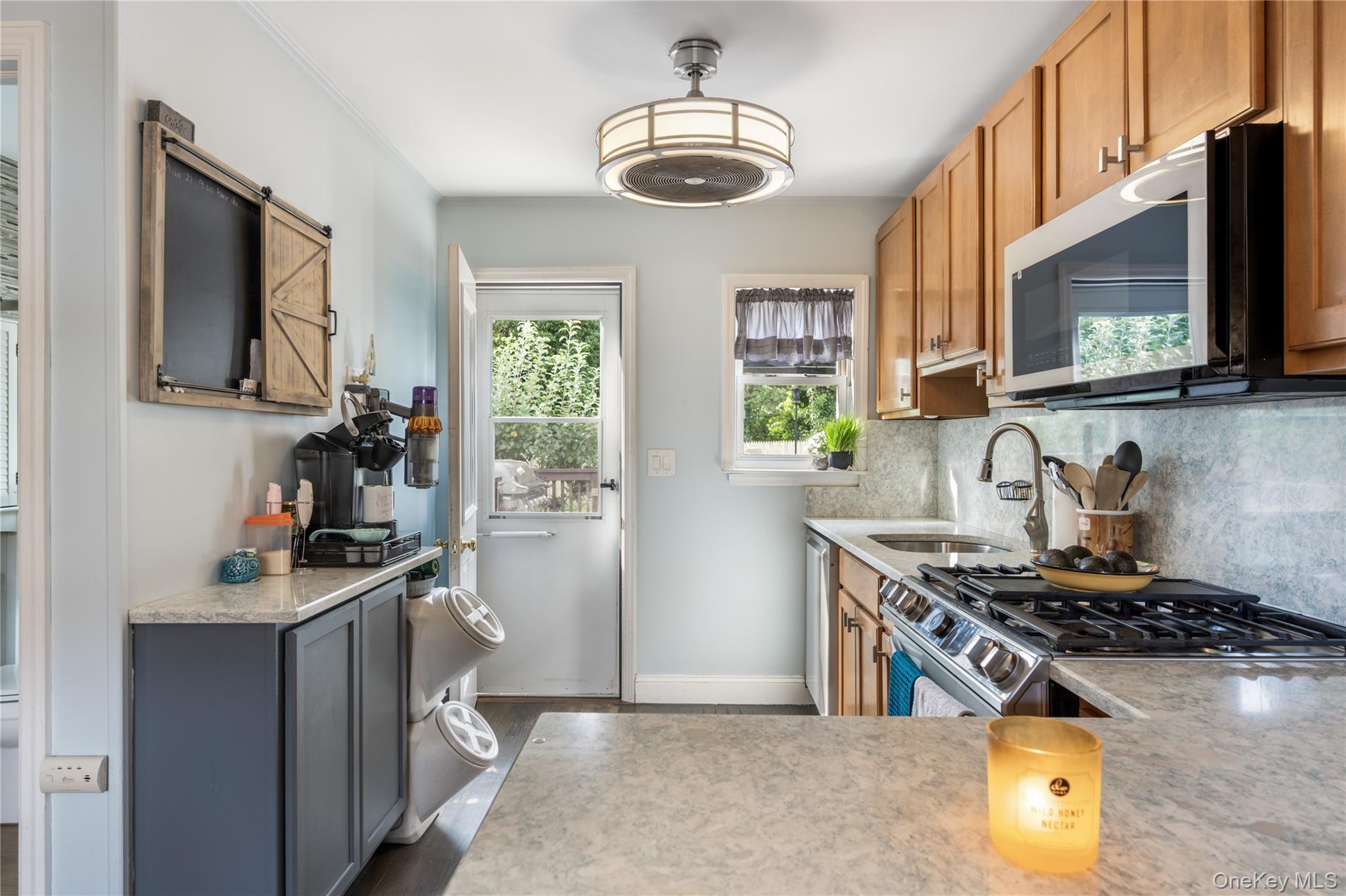 16 12th Street Property Photo 10