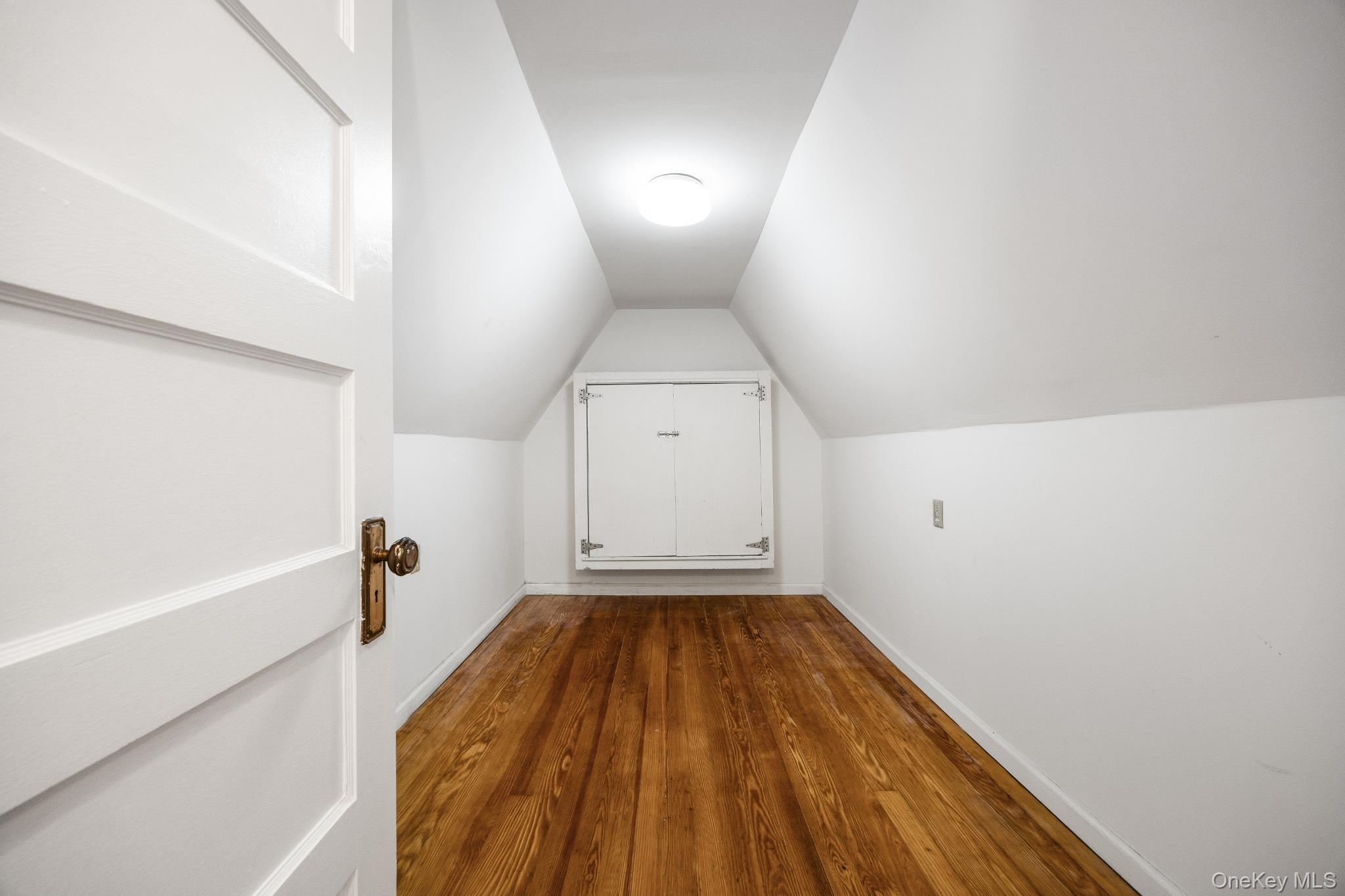 2 Byworth Road Property Photo 24