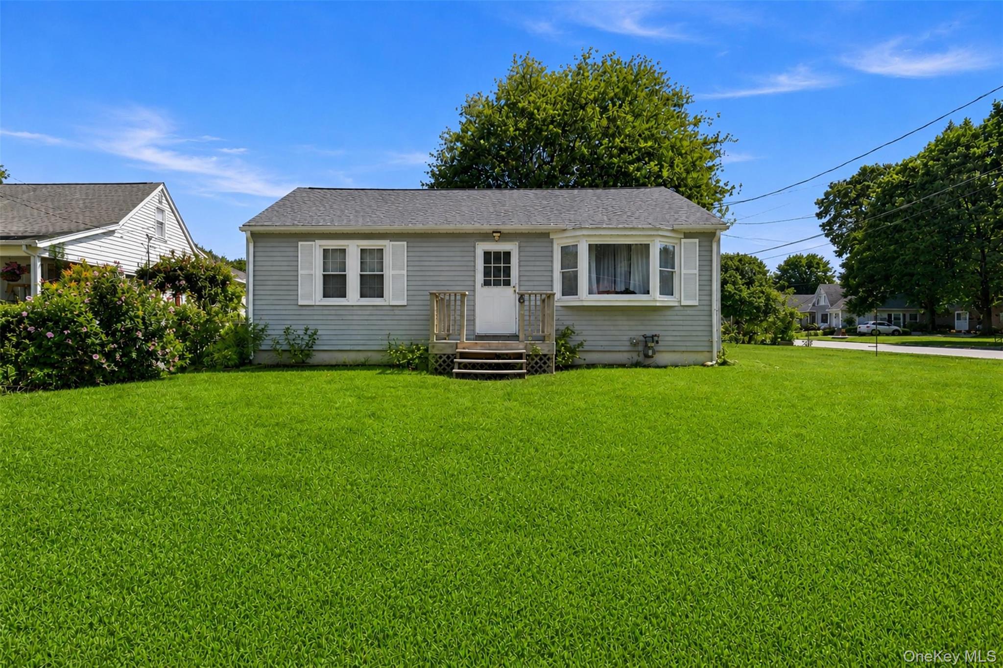 6 Hillside Avenue Property Photo 1