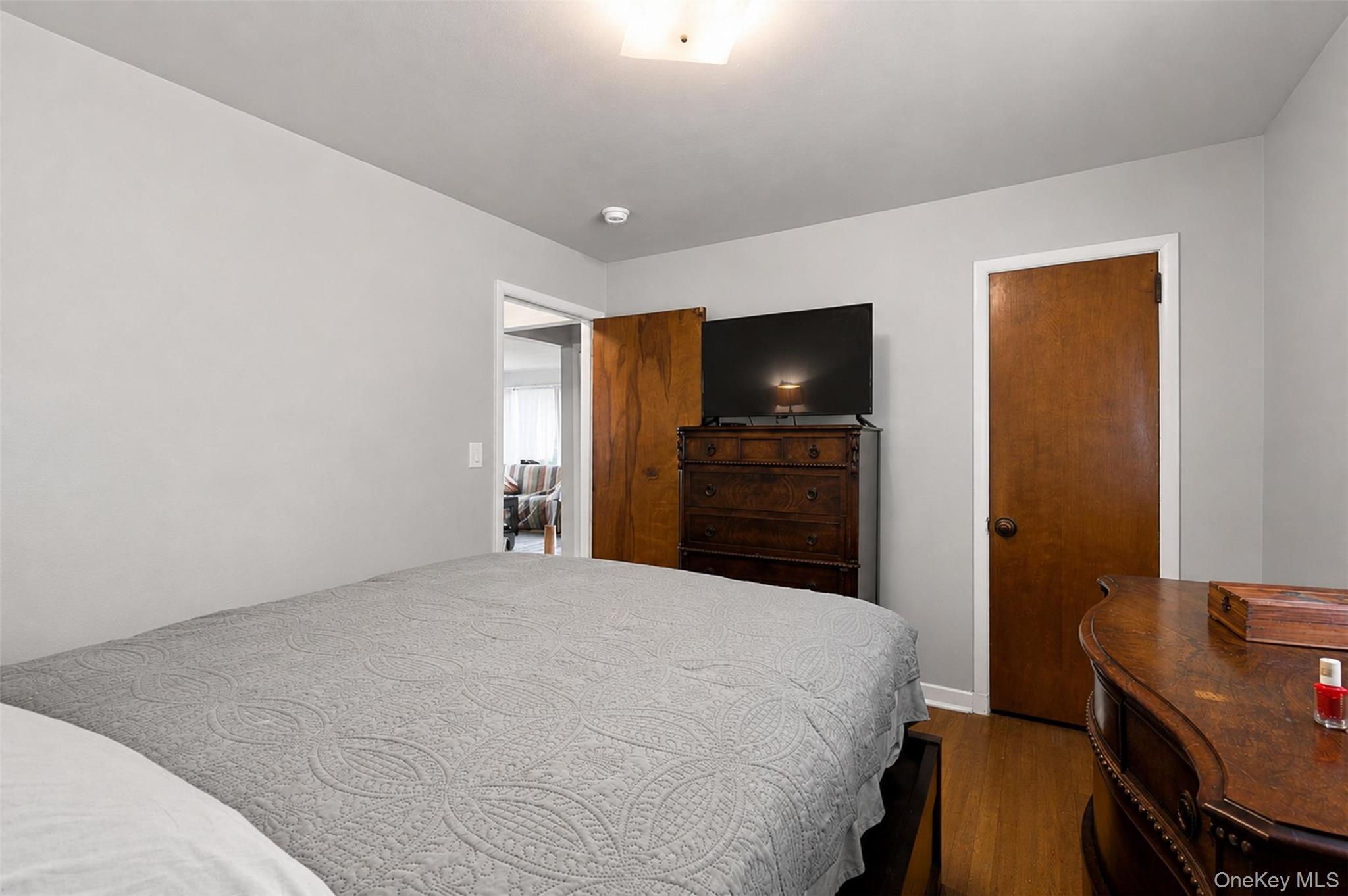 6 Hillside Avenue Property Photo 16