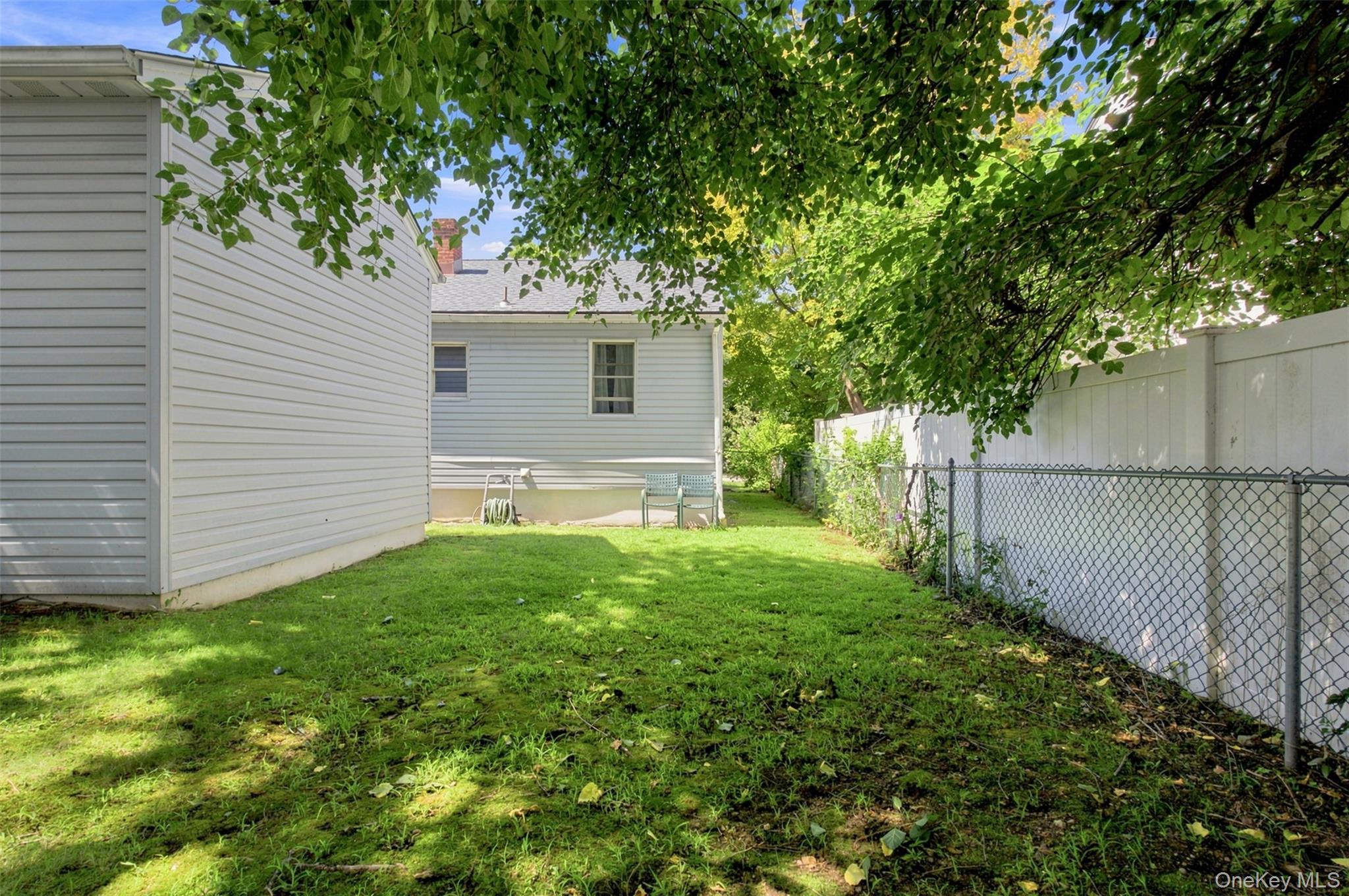 6 Hillside Avenue Property Photo 23