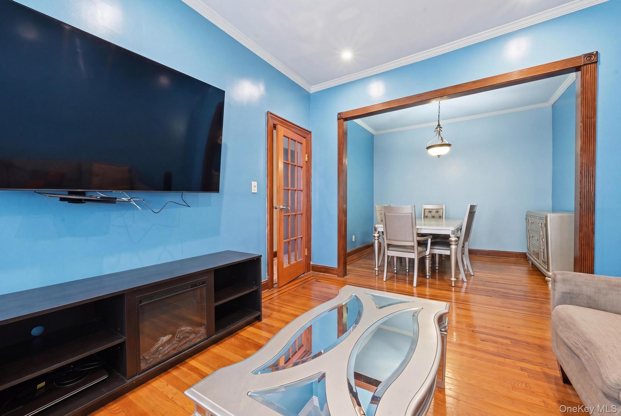 1086 Blake Avenue Property Photo 13