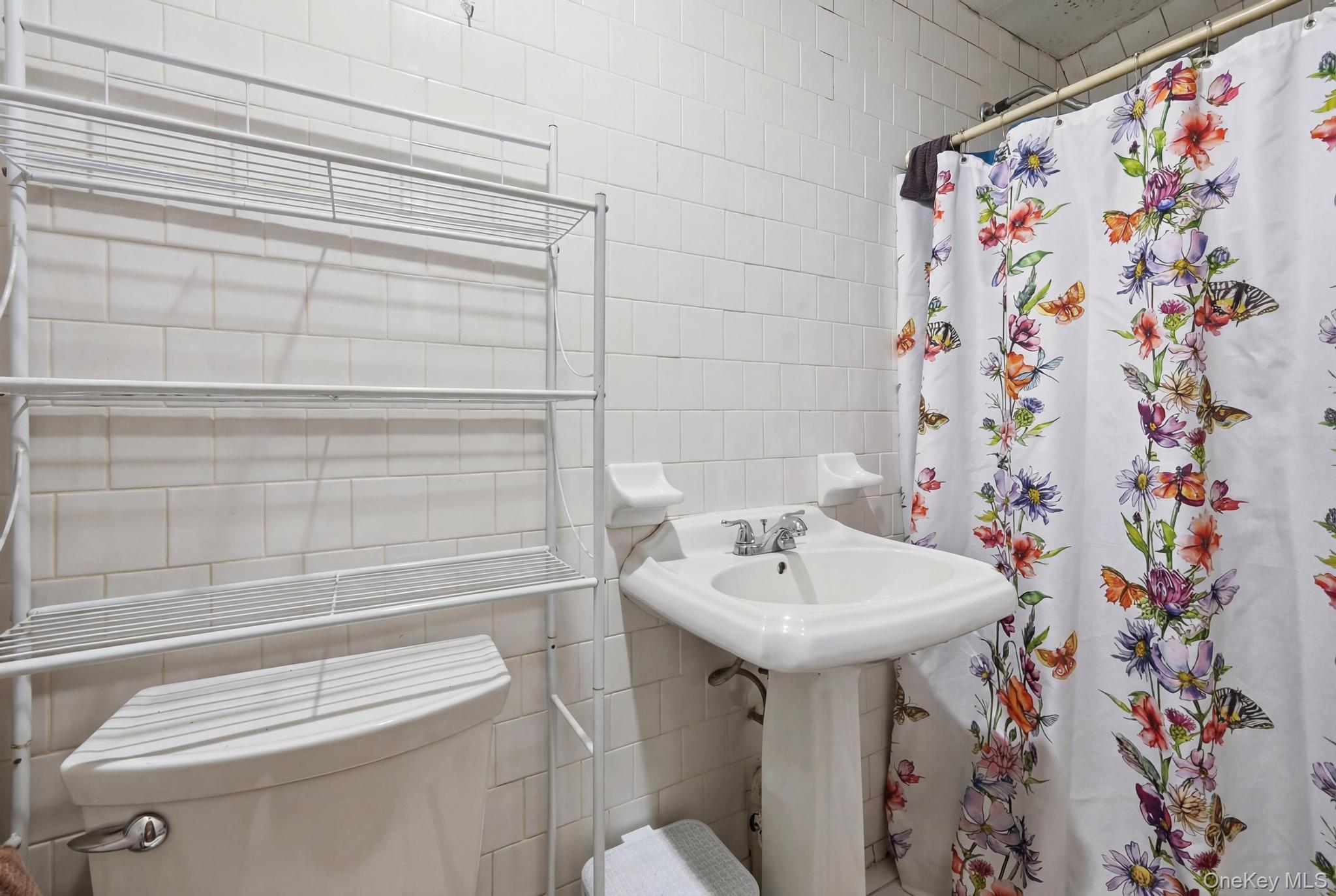 1086 Blake Avenue Property Photo 21