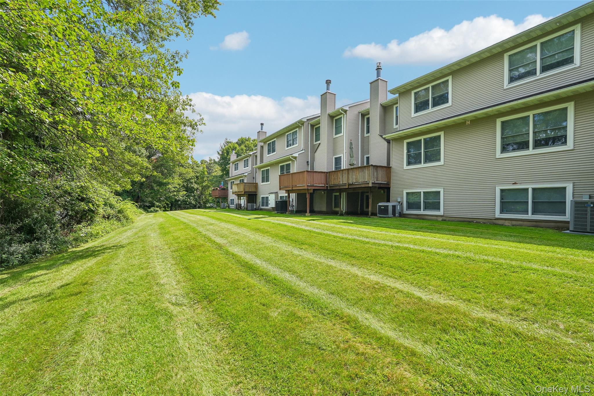 164 N Route 303 2 Property Photo 37