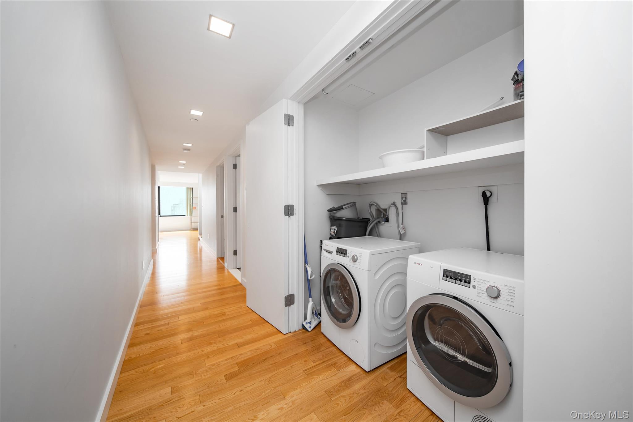 39-16 Prince Street Phb Property Photo 10