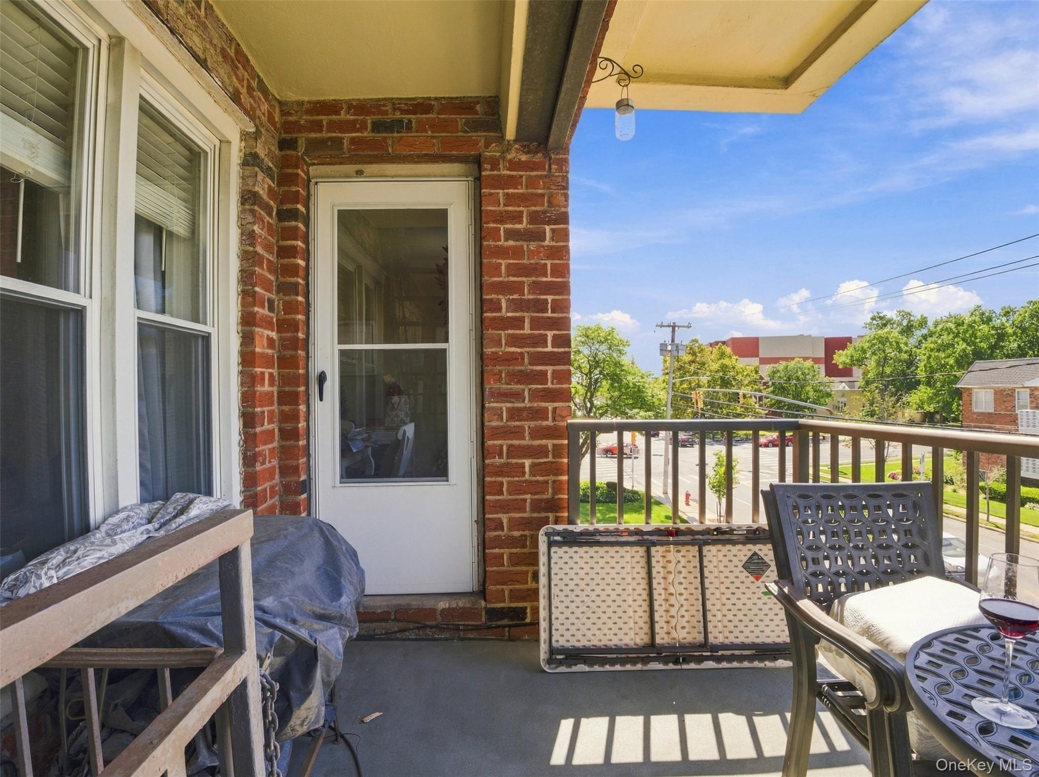 60 Hempstead Avenue 2h Property Photo 11