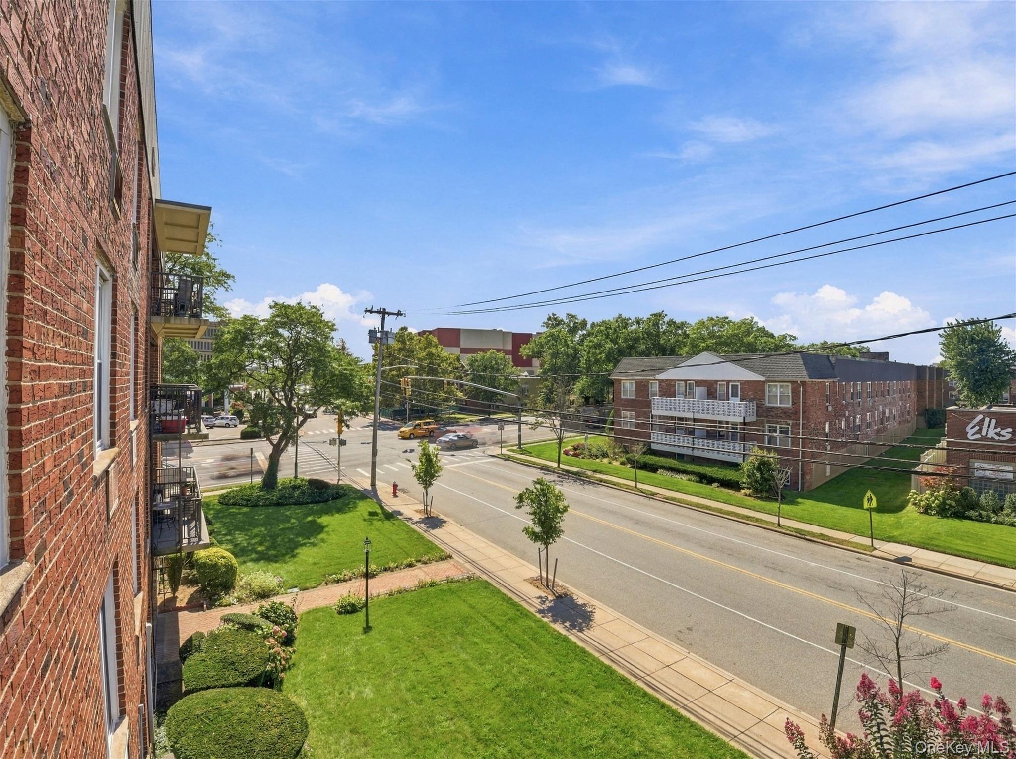 60 Hempstead Avenue 2h Property Photo 12