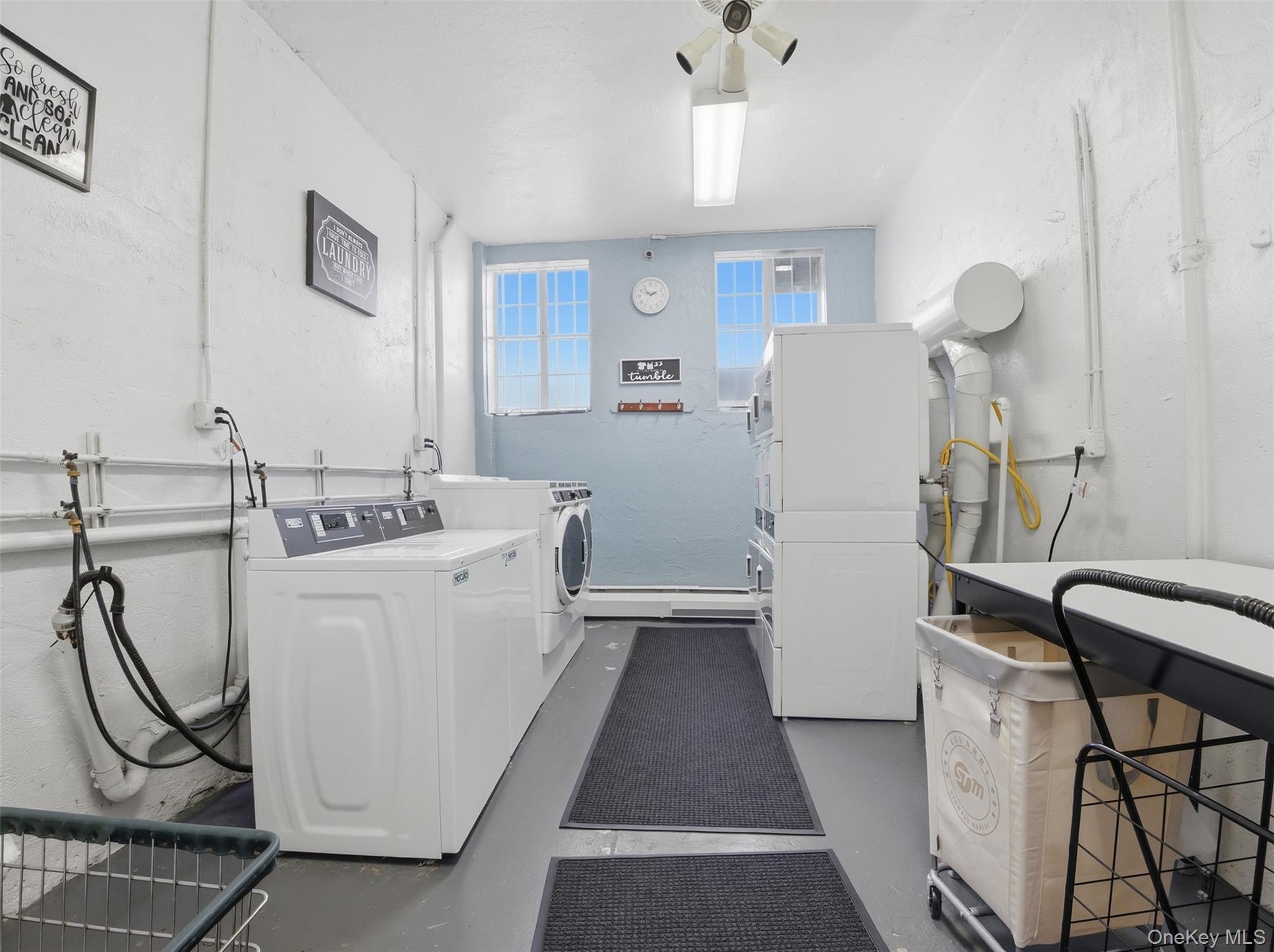 60 Hempstead Avenue 2h Property Photo 14