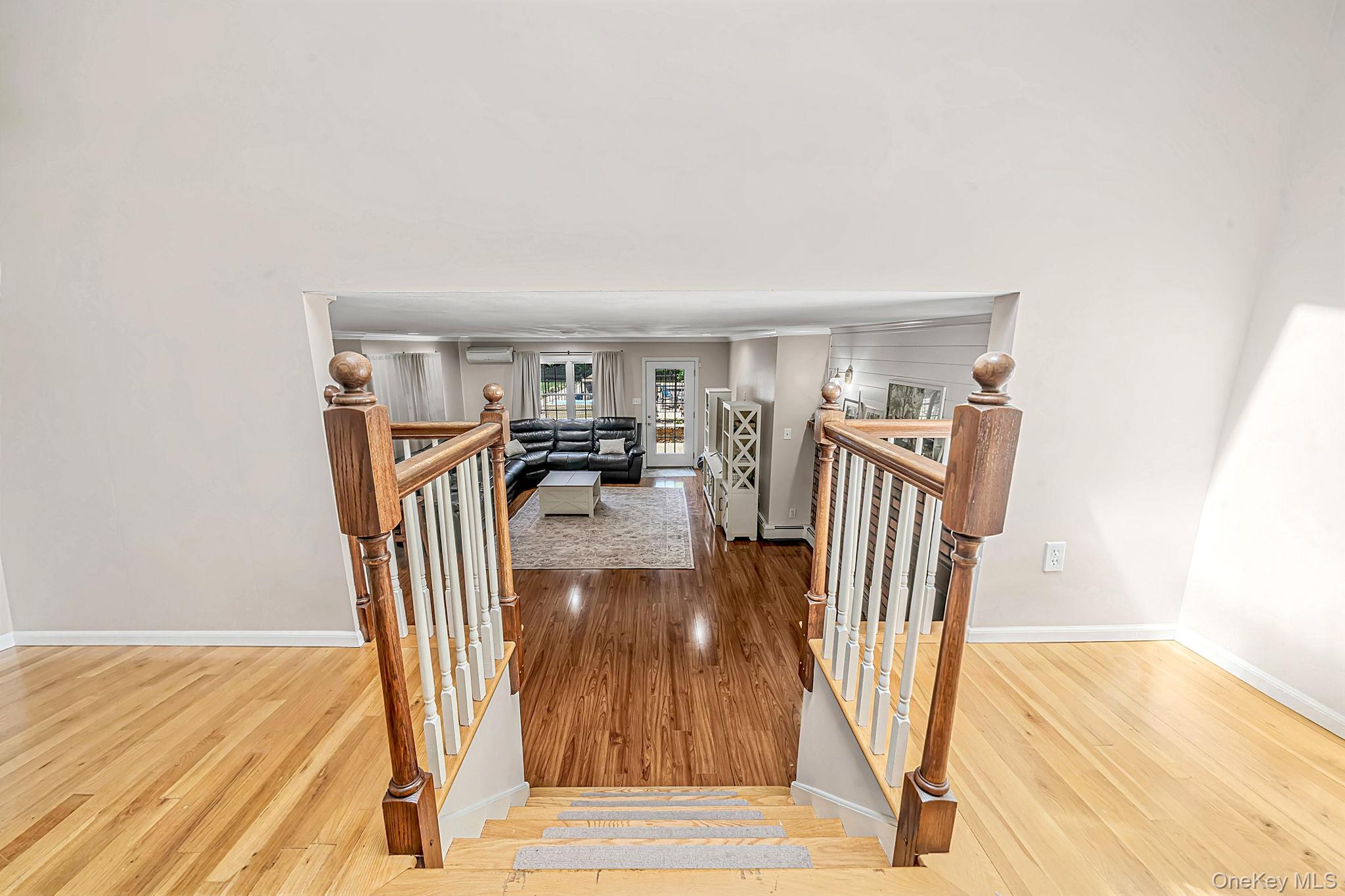 136 Vanderbilt Boulevard Property Photo 23