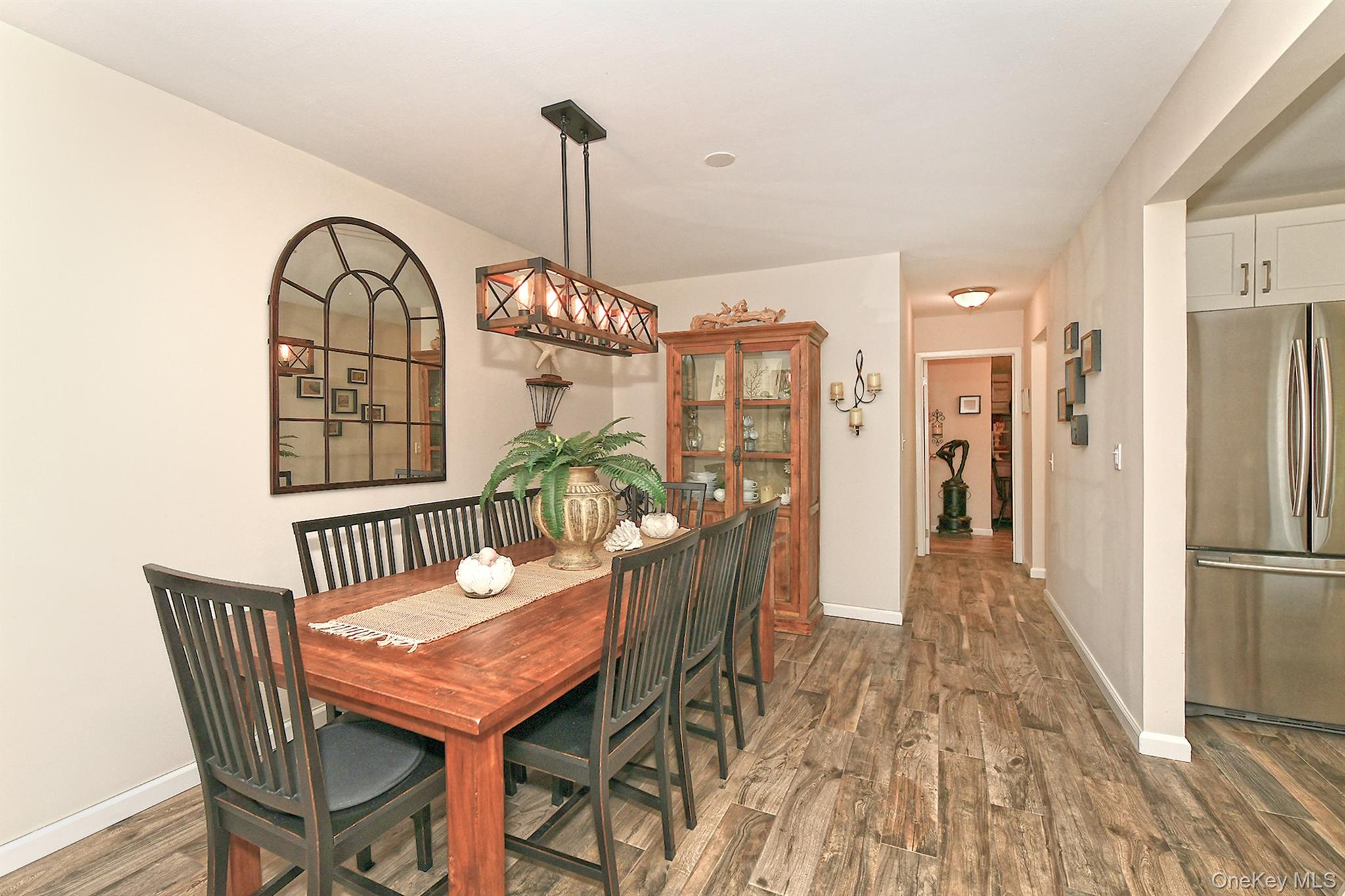 745 Conklin Street 18 Property Photo 11