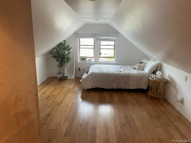 88-27 Aubery Ave. Property Photo 11