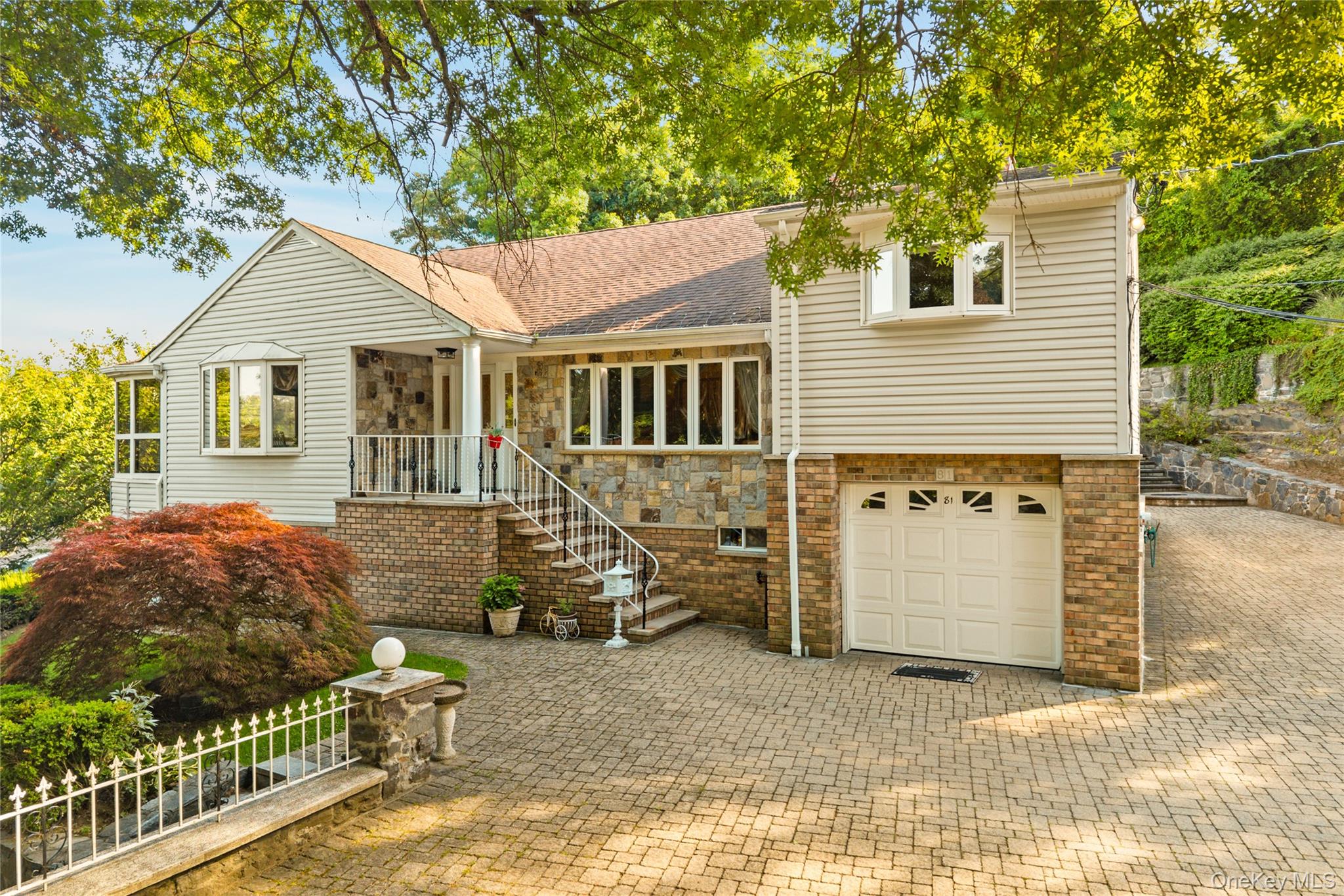 81 Avondale Road Property Photo 4