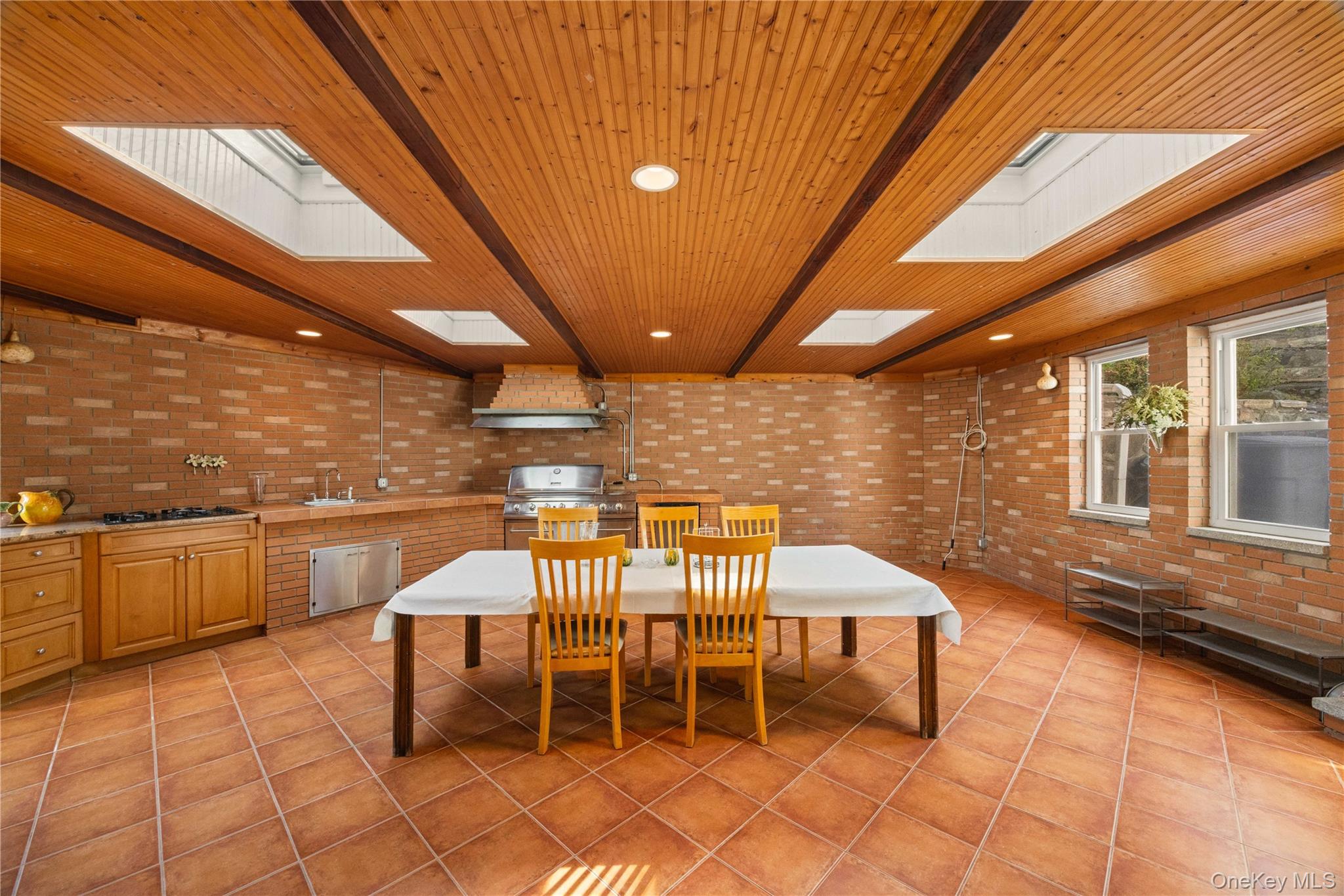 81 Avondale Road Property Photo 30