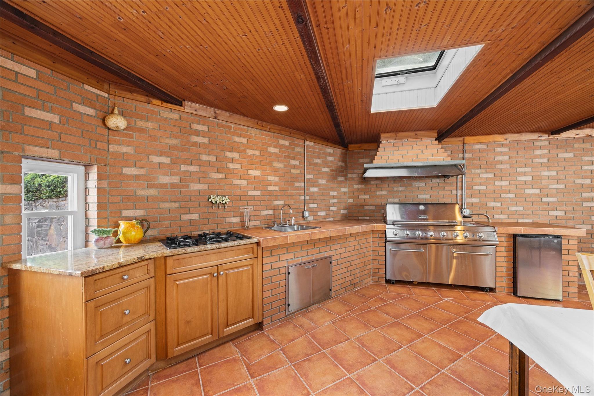 81 Avondale Road Property Photo 34