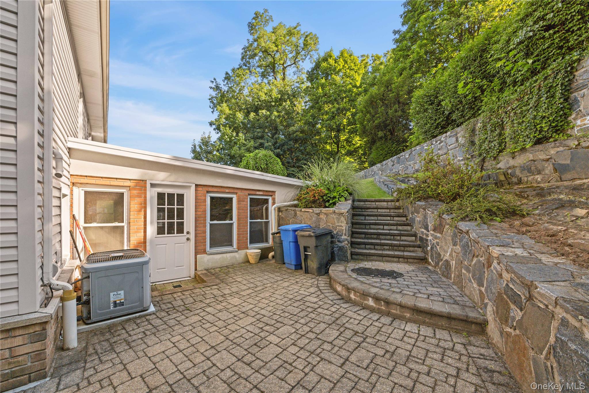 81 Avondale Road Property Photo 39