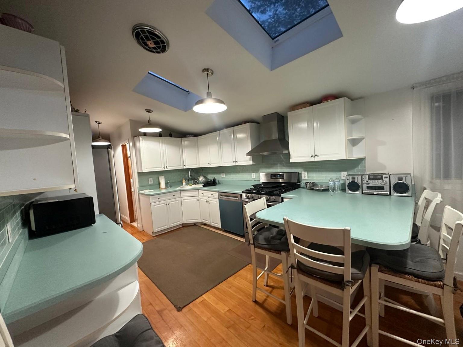 43 Tephanic Avenue Property Photo 3
