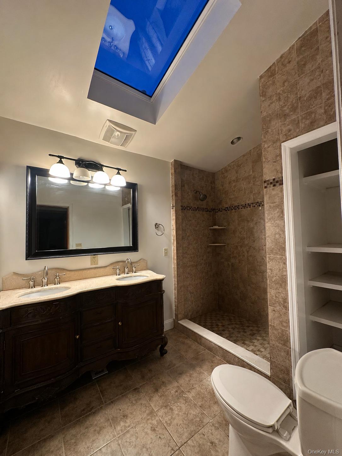 43 Tephanic Avenue Property Photo 9