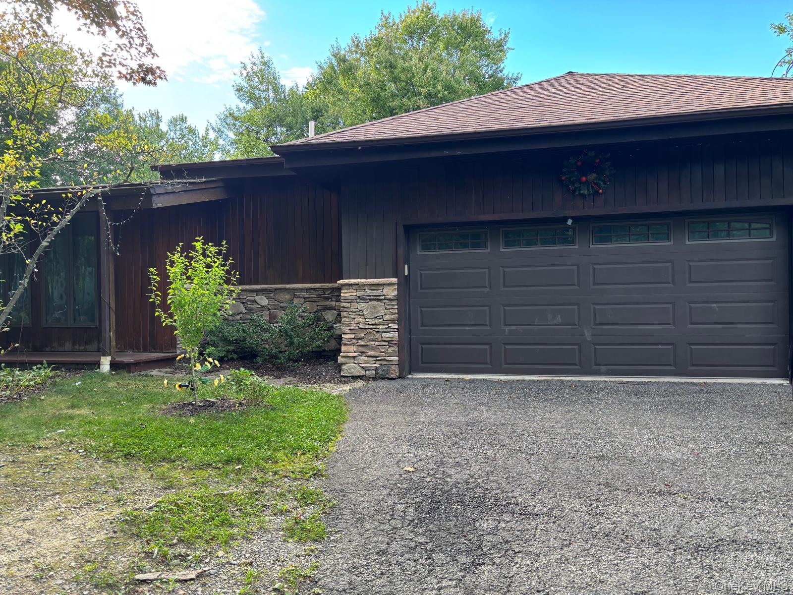 43 Tephanic Avenue Property Photo 14