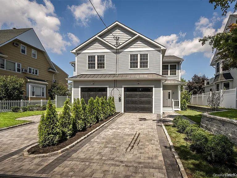 201 Elm Street Property Photo 1