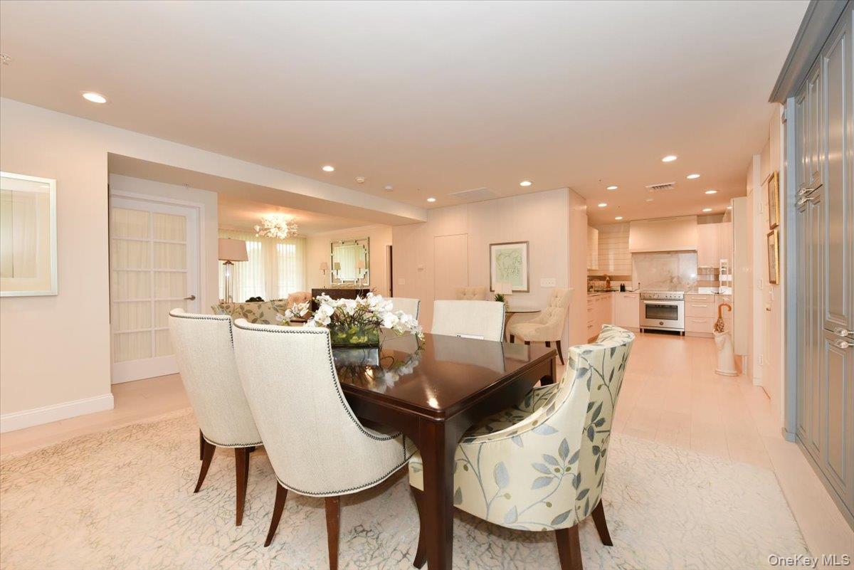 100 Harbor View Drive 401 Property Photo 10