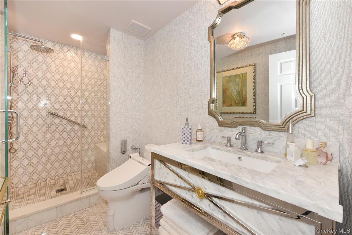 100 Harbor View Drive 401 Property Photo 17