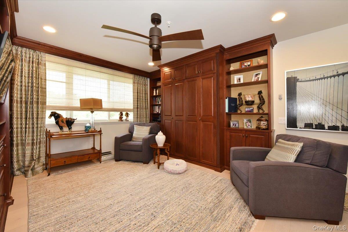 100 Harbor View Drive 401 Property Photo 18