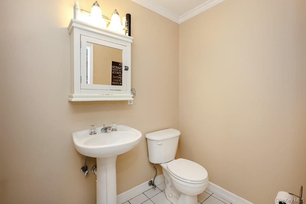 1039 Savoy Drive Property Photo 15