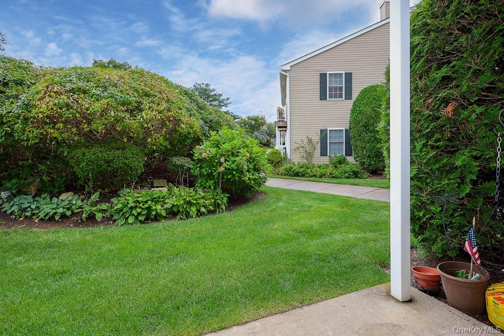 1039 Savoy Drive Property Photo 17