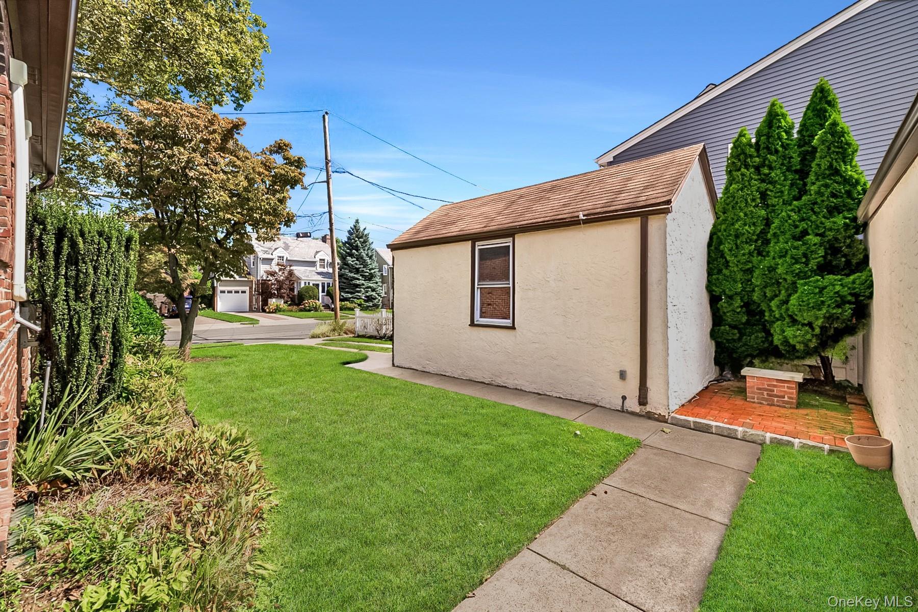 157 Oceanview Road Property Photo 7