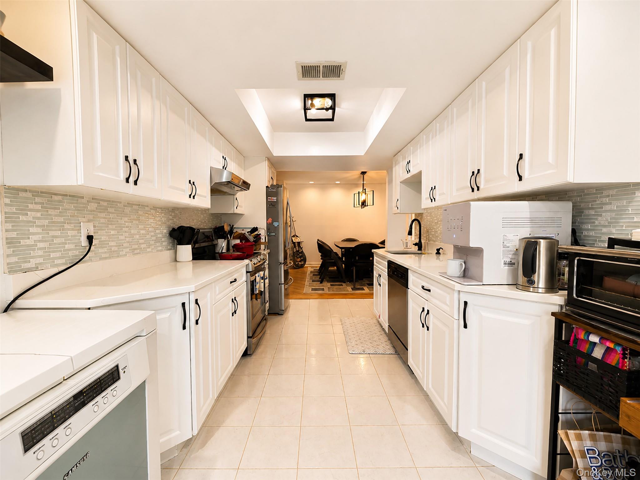 151 The Knoll Property Photo 10